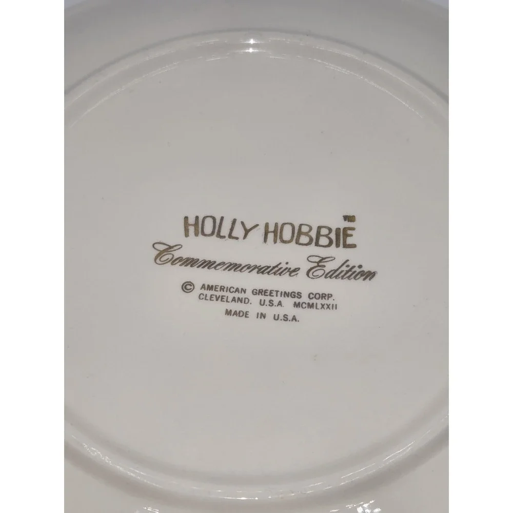 Holly Hobbie Plate Christmas 1972‎ Happy Memories Commemorative Edition 10-1/8